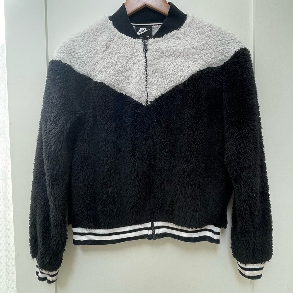 Nike Sportswear Women's Small Coat Panda Sherpa Windrunner Bomber Black & White